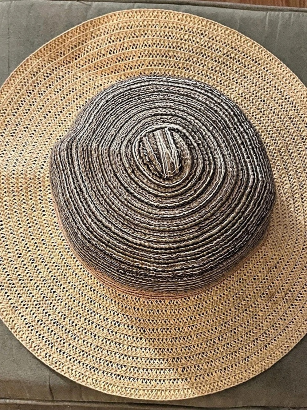 Wide Brim Straw Hat in Brown & Black